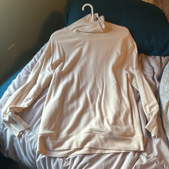 EUC Athleta Balance Cinch Turtleneck Sweatshirt,Chantilly Cream S/657531 - Picture 4 of 7